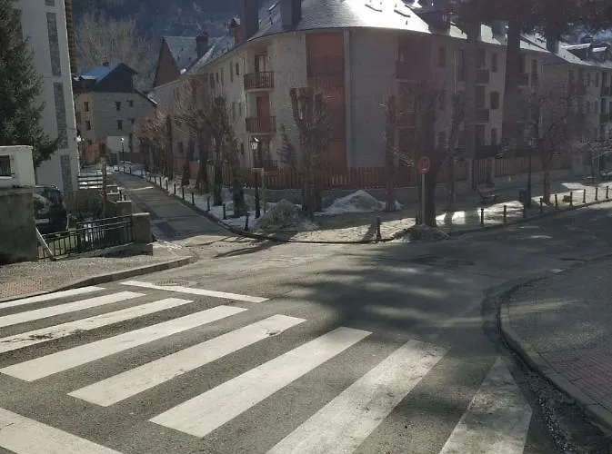 Inmocyma Casa Cervino, La Coma De Alba-benasque * Benasque